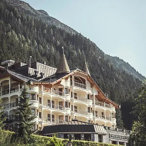 ***** Hotel 5 Austria